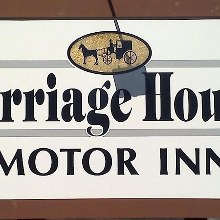 לייק פלאסיד Carriage House Motor Inn מראה חיצוני תמונה