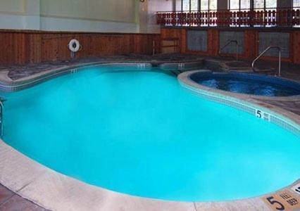 לייק פלאסיד Carriage House Motor Inn מראה חיצוני תמונה