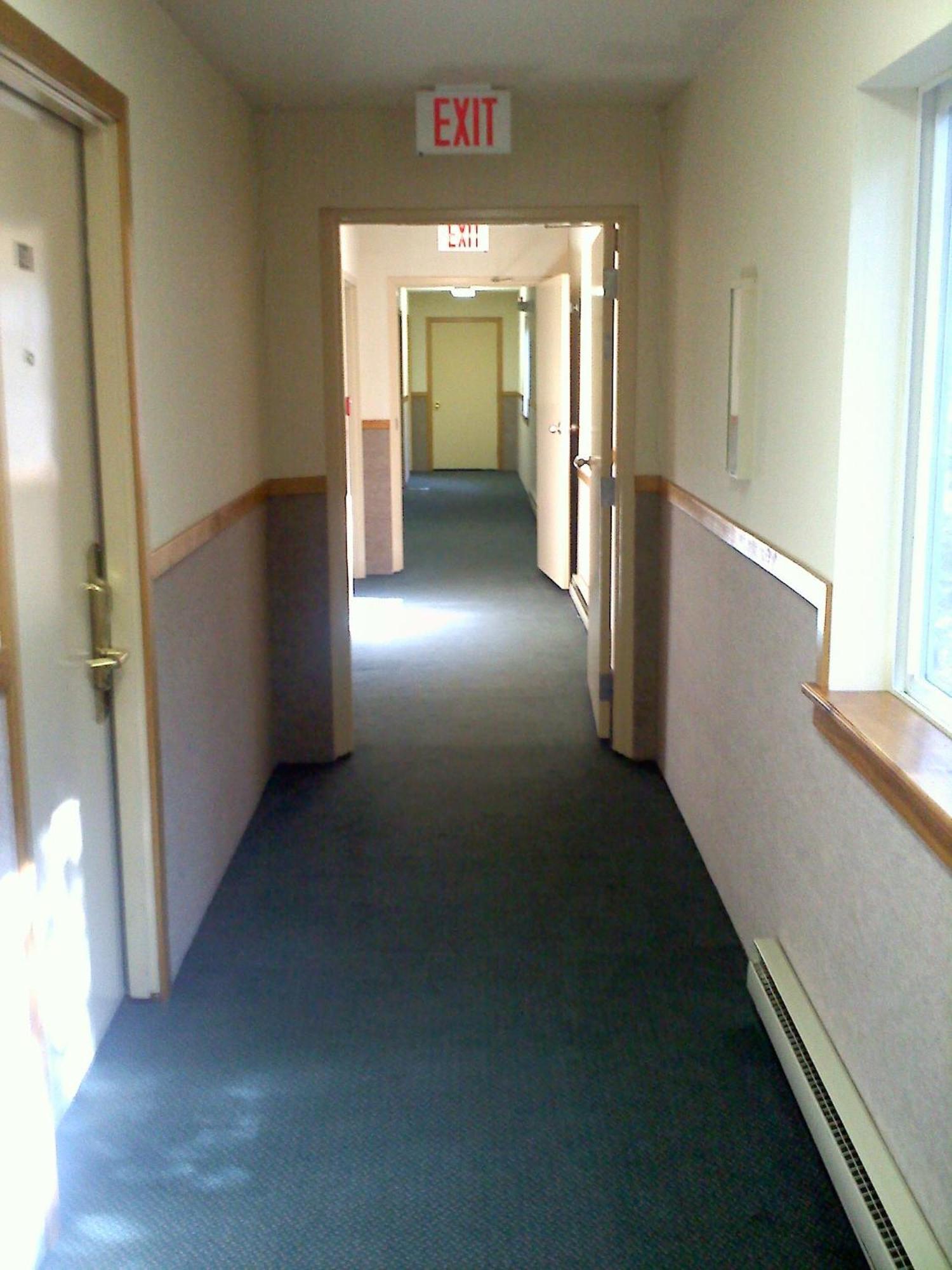 לייק פלאסיד Carriage House Motor Inn מראה חיצוני תמונה